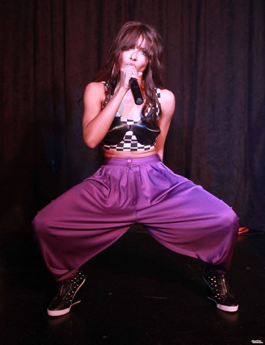  Performing at ceri, cherry Pop at the Factory in LA - 08.01.11 HQ
