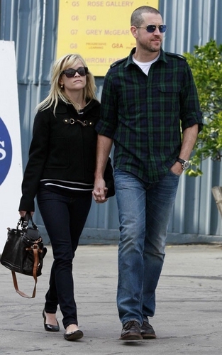 Reese & Jim out in LA