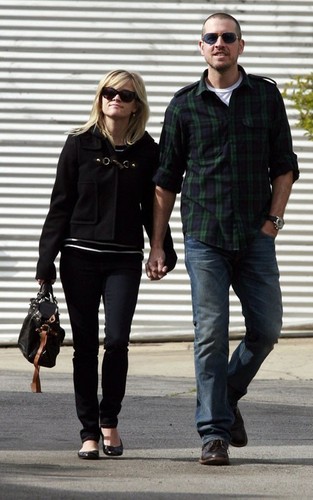 Reese & Jim out in LA
