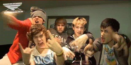  1D = Heartthrobs (Look At All Their Faces Lol) 100% Real :) x