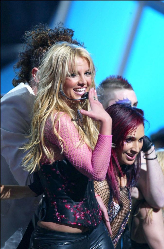Britney-at-NRJ-Music-Award-Januar-2004-F