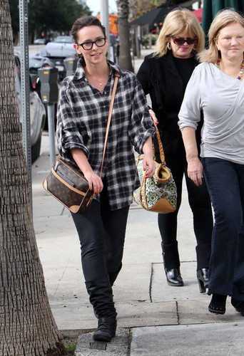 Jennifer out in Beverly Hills
