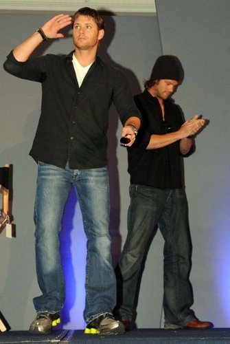  Sam & Dean/Jared & Jensen :)