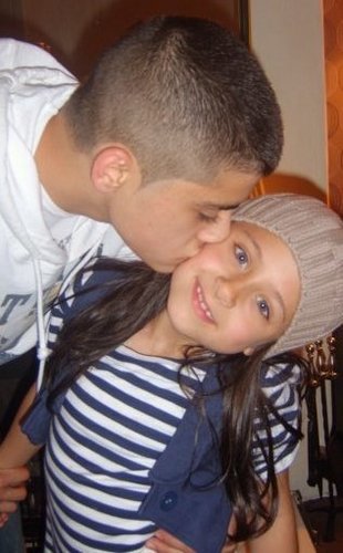  Sizzling Hot Zayn Wiv His Lil Sis Saffa (Aww How Cute Is That) He Leaves Me Breathless 100% Real :)