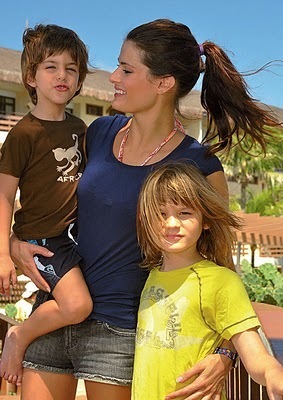 Isabeli with her sons