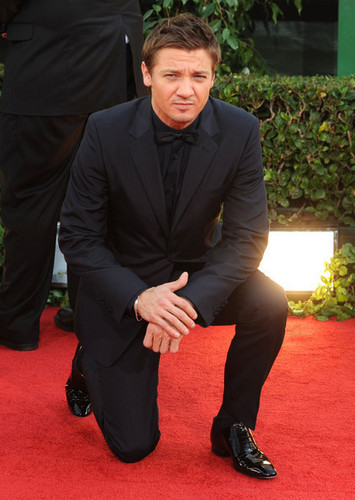  JR @ 68th Annual Golden Globe Awards - 2011