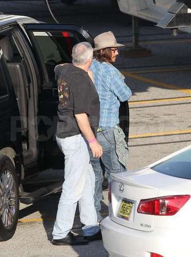  Johnny Deep visiting Jack and Jill movie site