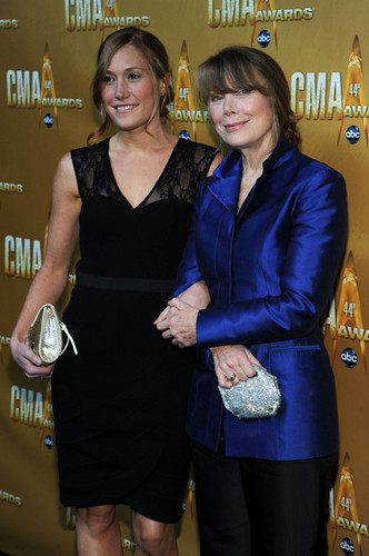Schuyler & Sissy Spacek @ 44th Annual CMA Awards - 2010