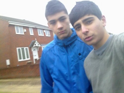  Sizzling Hot Zayn Hanging Wiv M8 B4 The X Factor 100% Real :) x
