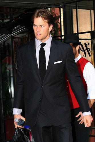  Tom Brady Leaves the Bowery Hotel-May 5, 2010