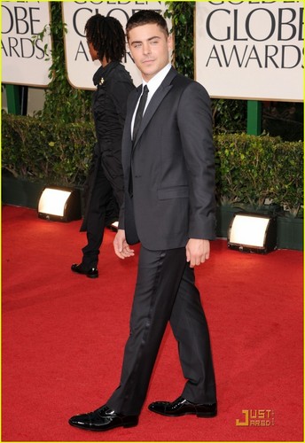  Zac @ 2011 Golden Globe Awards