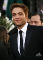 2 New Pics of Rob at the Golden Globes 2011! - robert-pattinson photo