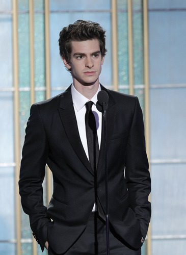 Andrew at The Golden Globe Awards [HQ] - January 16th 2011