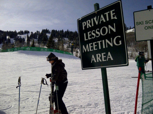 Eliza Dushku and Rick Fox skiing at Sundance 