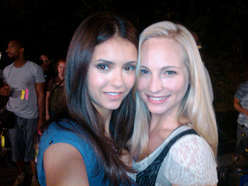 Nina & Candice in the set