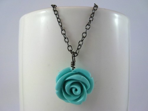  turquoise rose