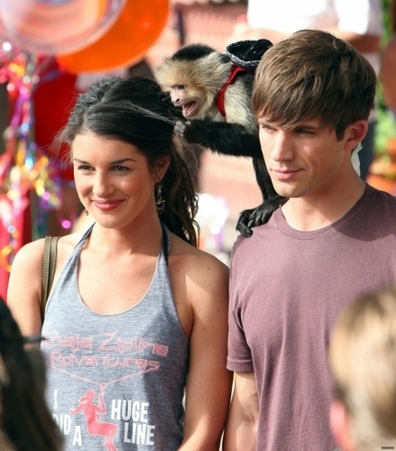 On The Set of 90210 Season 3 - January 24th, 2011 