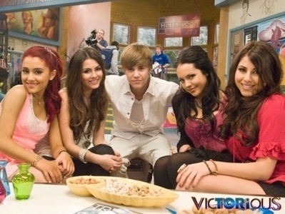 justin bieber on victorious