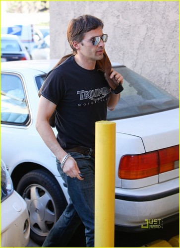  Halle Berry: Dentist's Office with Olivier Martinez!