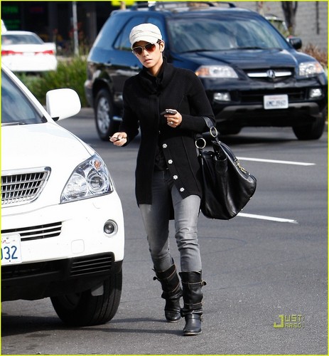 Halle out & about in West Hollywood 1/26/11