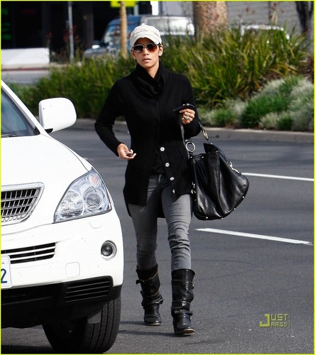  Halle out & about in West Hollywood 1/26/11