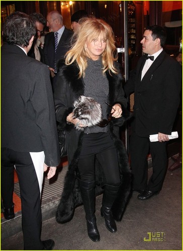 Kate out & about in Paris 1/28/11