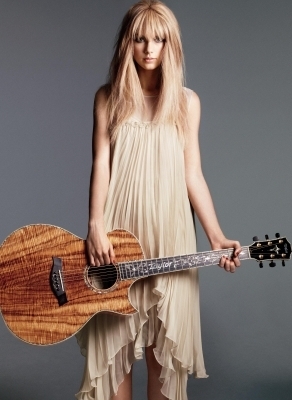  Taylor for Elle Magazine 2010