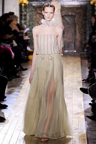 Valentino Spring 2011 Couture