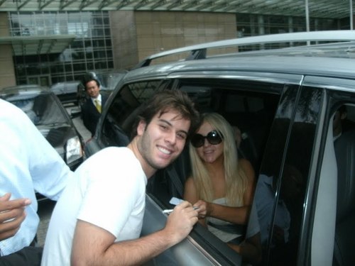  Christina Aguilera Leaving the Grand Hyatt Hotel in Brazil 02/01