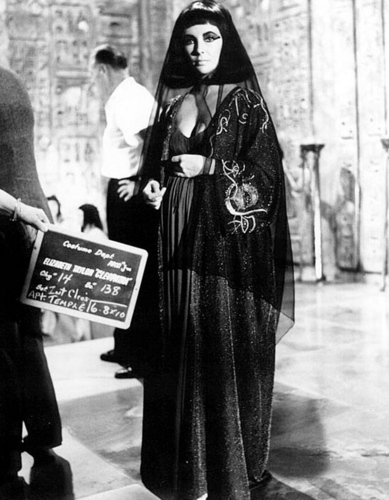  Elizabeth Taylor_as cleopatra