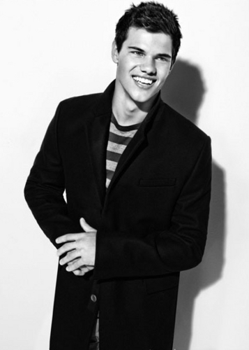 New Outtake Of Taylor Lautner From InStyle!