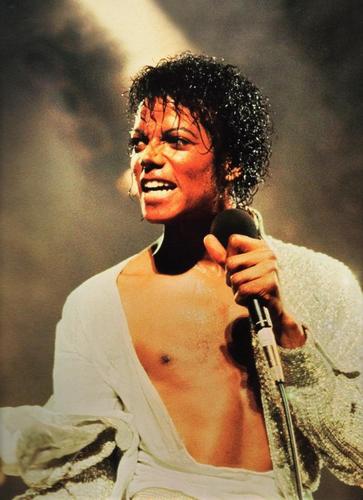 VICTORY TOUR