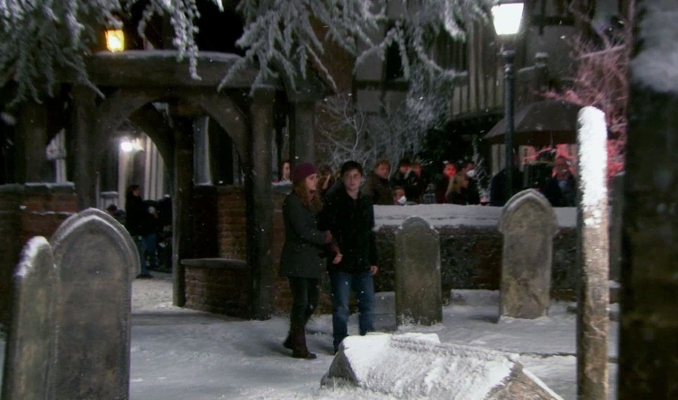 in Godric's Hollow - harry-and-hermione Photo