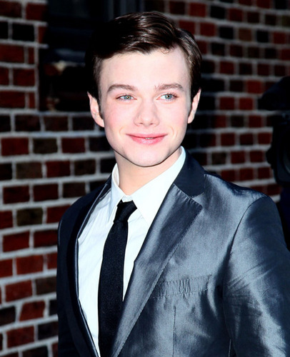  Chris | Arrives at "The Late ipakita with David Letterman".