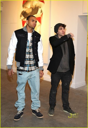  Chris Brown: Kid Zoom Pop-Up Gallery!