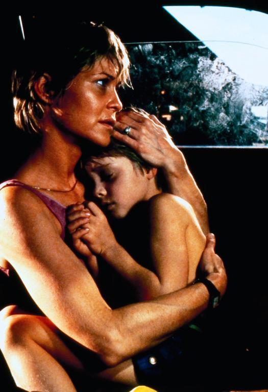 Dee wallace-stone nackt