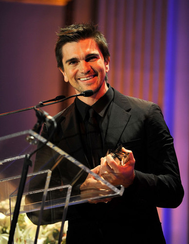 Juanes AMEE Awards