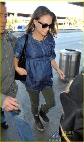 Leaving from LAX airport, LA (February 7th 2011)