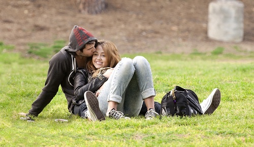  Miley Cyrus and Josh Bowman at Griffith Park in Los Angeles, February 6, 2011