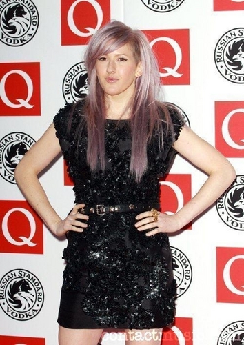 Ellie @ Q Awards 2010