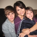 Selena Gomez On Justin BIEBER'S LAP - justin-bieber photo