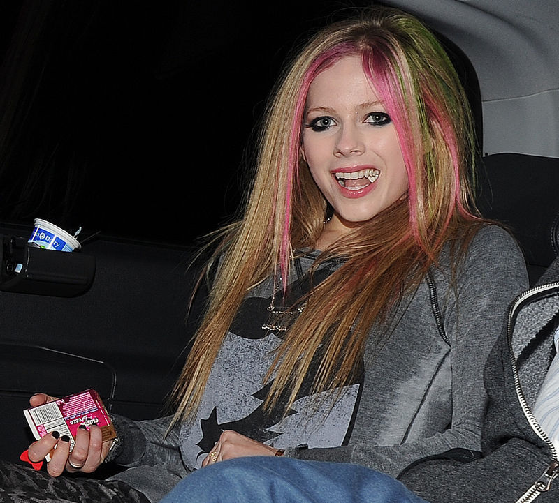 Avril Lavigne Out In London 2162011