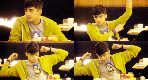  Sizzling Hot Zayn (Getting Warmed Up 4 The Tour) Zayn U Own My jantung & Always Will 100% Real :) x