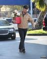 hugh laurie buying flowers in los angeles, February 14, 2011 - house-md photo