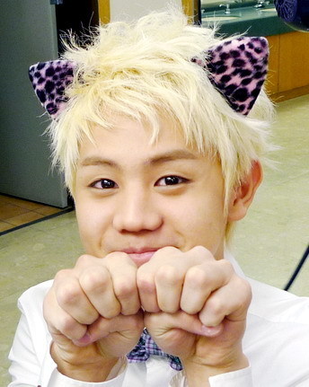 yoseob with his cute cat ear.... ^^