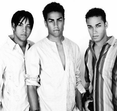 3T Black and White Version 