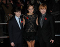 Emma Watson Harry Potter 7 premier Pt5 - emma-watson photo