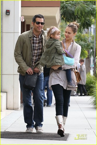 Jessica, Cash & Honor out in Beverly Hills