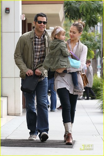 Jessica, Cash & Honor out in Beverly Hills