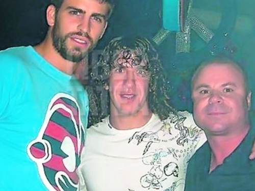  Piqué in the famous overhemd, shirt